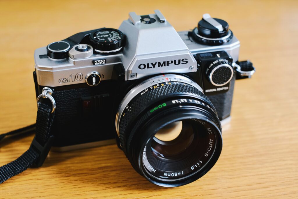 OLYMPUS OM10 ボディ 動作確認済み - フィルムカメラ